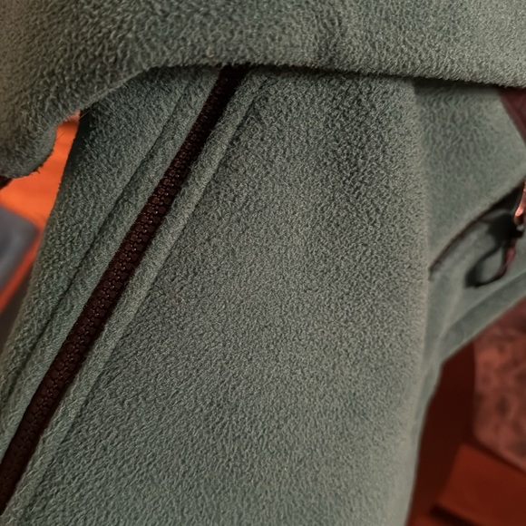 North Face Denali fleece Men’s jacket Green and Black - Picture 9 of 10